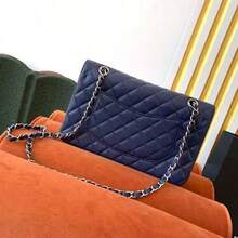 Dark Blue Quilted Leather Shoulder Bag – 26x16x7 Cm Handmade Chain Crossbody Bag With Turn-Lock Closure And Dust Bag - Dark Blue - 查看 2
