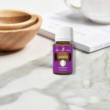 Lavender Essential Oil 15 ml Soothing and Relaxing Aroma for Massage Aromatherapy and Skin Care Calms the Mind and Enhances Relaxation Authentic Fragrance for Perfume - como en la foto - Ver 3