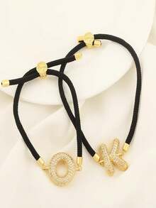 Một chiếc vòng cổ mặt dây chuyền đôi sang trọng, độc đáo, tinh tế và thanh lịch, gồm một chuỗi 26 chữ cái (từ A đến Z). Một chiếc vòng tay mặt dây chuyền tinh xảo và đẹp mắt theo phong cách vòng đeo tay. Trang sức thủ công. - Nhiều màu - Xem 3