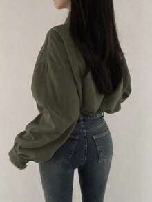 Chaqueta corta verde militar de mujer para primavera/otoño y blusa de estilo cargo versátil y retro que estiliza y alarga la figura con dobladillo ajustable con cordón - Verde militar - Ver 4