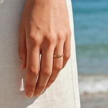 1pc French Minimalist Elegant Carved Asymmetrical Thin Hoop Ring, 316 Stainless Steel Material, 18K Plated Inside & Outside, Waterproof Fade-Resistant, Suitable For Daily Casual, Travel, Beach Wear, Stackable Design For Women - Thin "Crushed Ice" Women's Ring - View 4