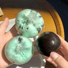 1pcs Crisp Squeeze Ball Anxiety Relief Toy, Fidget Toy, Hand Stress Relief, Easter Toy, Squeeze Toy,Stress Relief Toys, Anxiety And Relaxation,Party Gift, Goody Bag Stuffers Prizes, Birthdays,Stuffed Squeeze Toy, Taba-Shaped Squeeze Toy For Stress Relief Squeeze Toys - 綠色 - 查看 3