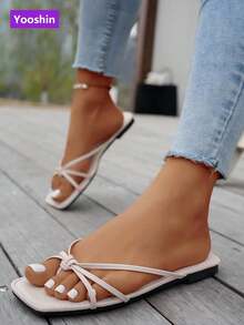 Dép xăng đan đế bằng mũi vuông mới dành cho nữ, kiểu dáng tối giản, dễ mang, quai chéo, dép đi biển phong cách Bohemian. - Màu be - Xem 4