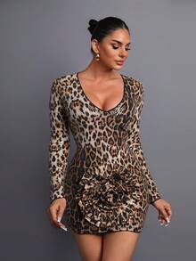 Đầm dạ hội nữ họa tiết da báo 3D hoa văn, cổ chữ V sâu - Đầm ngắn tay dài thời trang với họa tiết hoa, thiết kế cổ chữ V sâu thanh lịch, phù hợp cho các bữa tiệc, tiệc chiêu đãi, đám cưới, vũ hội và các dịp trang trọng khác. - màu nâu - Xem 7