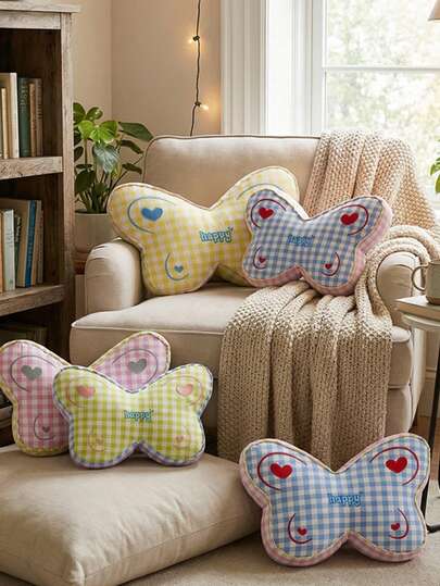 وسادة ديكورية ناعمة بتطريز قلب سعيد وتصميم فراشة مربعات للأريكة وغرفة النوم، هدية مثالية