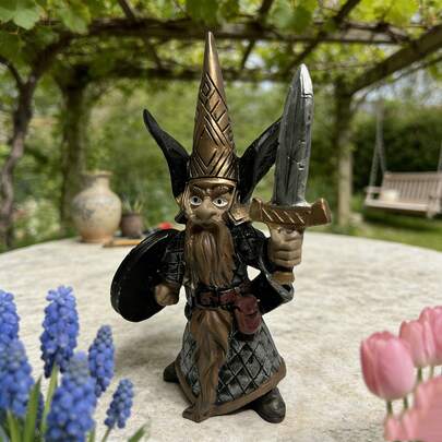 Tượng người lùn canh gác thời Trung cổ trang trí sân vườn, tượng chiến binh bằng nhựa resin cho sân nhà.
