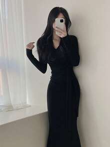 YCYC 女款 V 領前綁帶貼身洋裝，極簡性感風，秋冬款 - 黑色 - 查看 2