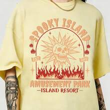 Spooky Island Amusement Park T-Shirt, Retro 2000s Halloween Movie Shirt, Disco Skull, Summer Spooky T-Shirt, 90s Nostalgia Halloween Tee For Halloween - 黃色 - 查看 9