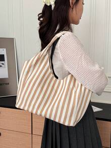 一件装黑白条纹帆布大容量敞口休闲单肩包，适合女性日常通勤。 - 彩色 - 查看 10