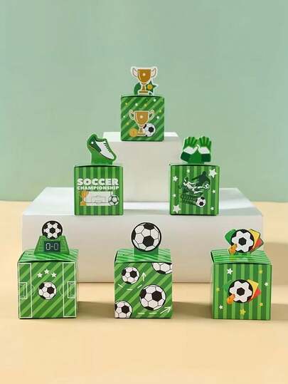 Bộ 24 hộp quà chủ đề bóng đá, gồm 6 thiết kế độc đáo với hình dạng cúp, giày bóng đá và cột khung thành. Những hộp quà đa năng này có thể dùng làm hộp đựng kẹo, hũ đựng bánh quy hoặc hộp quà tặng thông thường, phù hợp cho các bữa tiệc sinh nhật, sự kiện chủ đề bóng đá, các dịp đặc biệt, kỷ niệm và tiệc độc thân.