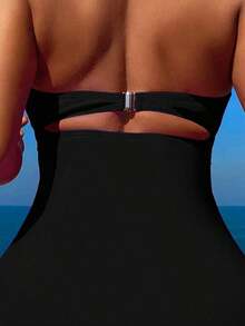 A Refreshing SummerSwim Vcay Summer Beach Solid Color Halter Neck Knotted Cutout  Swimsuit - màu đen - Xem 2