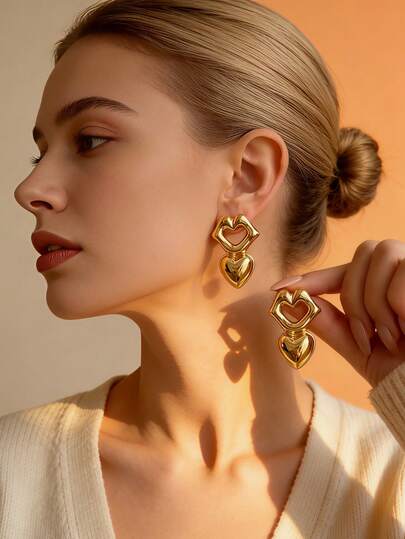 1 Pair Of Hollow Heart-Shaped Earrings Made Of 18K Gold-Plated Stainless Steel, A Fashionable And Personalized Jewelry Gift For Women