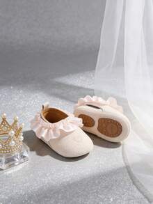 Giày công chúa cho bé gái 0-18 tháng tuổi, kiểu dáng bèo nhún, thêu hình trái tim, đế mềm, thích hợp làm đạo cụ chụp ảnh lễ rửa tội; Giày cho bé gái 0-6 tháng, 6-12 tháng, 12-18 tháng tuổi, kiểu dáng công chúa, bèo nhún, thêu hình trái tim, đế mềm chống trượt; - Màu Hồng baby - Xem 6
