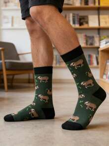 1 Pair Men's Green And Black Contrast Cartoon Sloth Pattern Mid-Calf Socks, And Casual For All Seasons - Multicolor - View 5