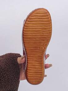 Plus Size 36-45 Summer Fashion Casual Open Toe Thick Bottom Sandals, Pink Matte, Black, Blue, Brown, Beige, Comfortable & Versatile Roman Wedge Slippers For Women - Red Crocodile Pattern - View 9