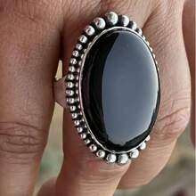 波西米亚风深黑色戒指，镶嵌夸张圆形玛瑙石，周年纪念/生日礼物，女士奢华珠宝，适合晚宴场合 - 黑色 - 查看 2
