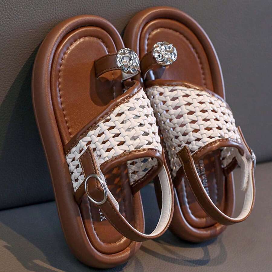 1双银色人字带女童休闲漂亮平底凉鞋，白色防滑沙滩鞋 - 米色 - 查看 1