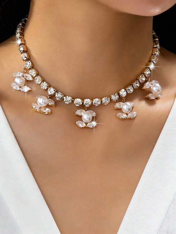 1pc Gold-Plated Crystal & Faux Pearl Choker Necklace - Sparkling Rhinestone Flower Pendant Choker - Formal Wedding Bridal Jewelry Suitable For Party & Daily Wear