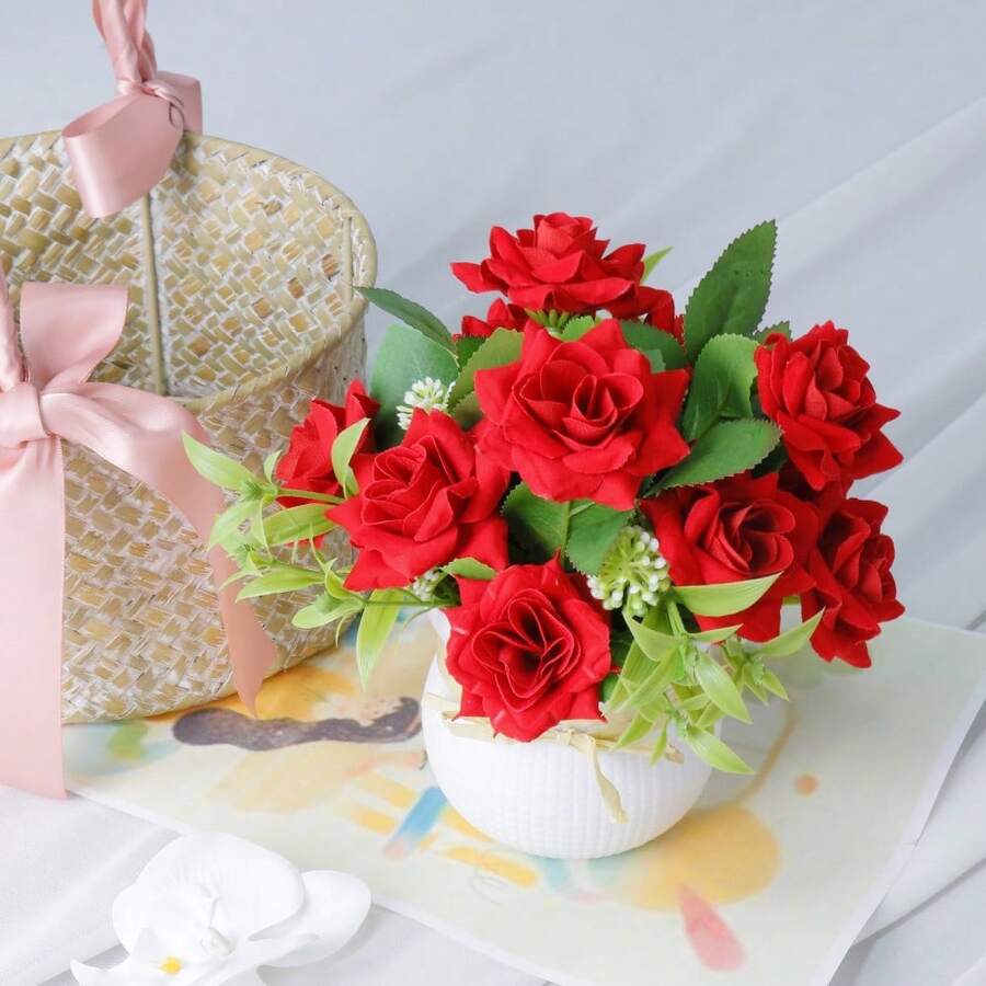 1 buc. Trandafir roșu realist cu ghiveci din plastic cu dungi albe, decor de trandafiri realiști pentru sufragerie, dormitor, perfect pentru Ziua Îndrăgostiților, Ziua Mamei, decorare de nuntă - Trandafir rosu - Vizualizare 1