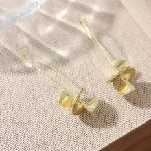 1 Pair Vintage & Creative Rotating Leaf Design Earrings, Suitable For Daily Wear And Formal Occasions, Also An Excellent Birthday Gift For Women - Gold - View 7