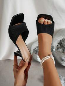 Giày sandal cao gót một quai mũi vuông kiểu Pháp cổ điển, thanh lịch, tối giản, thích hợp cho hoạt động ngoài trời, mẫu mới mùa hè 2026. - màu đen - Xem 1
