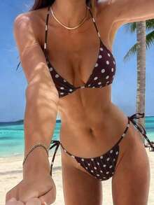女士波点印花两件式泳衣，系带露背吊带三角上衣，侧系带泳裤，可爱风格，适合度假海滩穿着 - 酒紅色 - 查看 5