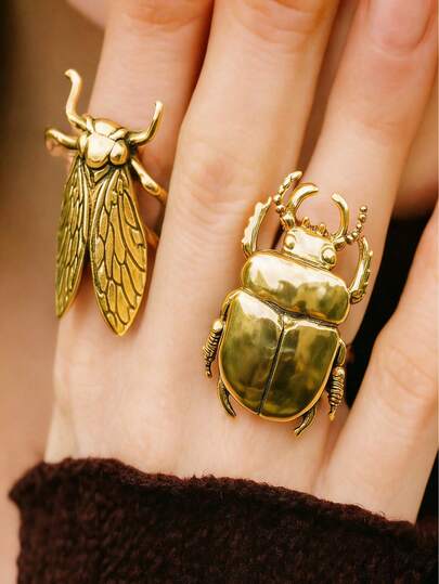 1pc Retro Unique Design Alloy Hinged Insect Ring, Versatile For Women