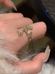 5件套奢华优雅盛开花朵和蝴蝶镶嵌立方氧化锆戒指套装，可调节铜戒指，适合日常、派对、度假佩戴（不含礼盒） - 金黃色 - 查看 5