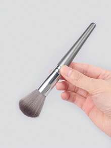 Bộ cọ trang điểm 14 món, mềm mại và bông xốp, bao gồm cọ đánh kem nền, phấn mắt và phấn má hồng, phù hợp cho người mới bắt đầu và chuyên nghiệp. Bộ sản phẩm bao gồm cọ trang điểm, bộ dụng cụ trang điểm, bộ trang điểm hoàn chỉnh. - Bạc - Xem 7