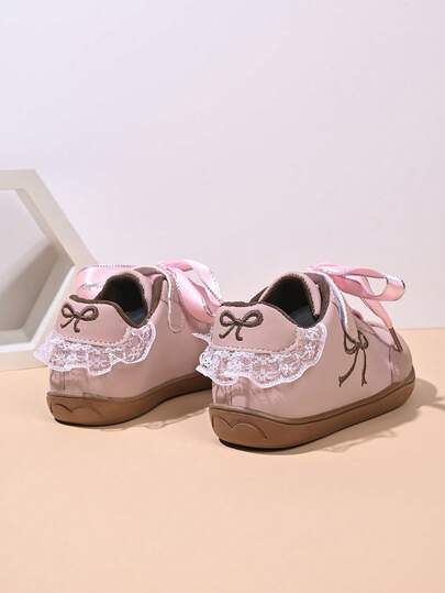 儿童复古运动鞋 | 2026 秋季新款 | 男女童通用运动鞋 | 简约设计，超柔软鞋底，耐磨（温馨提示：请根据实际脚长选择尺码。）