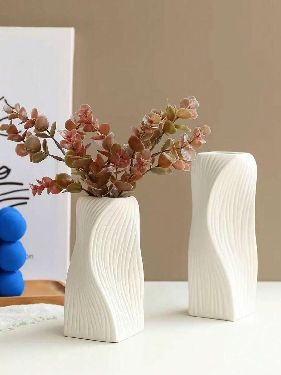 白色花瓶，现代简约美学装饰花瓶，适用于鲜花、干花、芦苇草等，可用于室内家居客厅、卧室、餐厅、办公桌、玄关、壁炉装饰、婚礼派对等场合的插花。