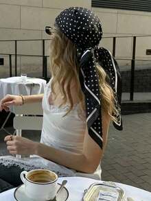 1 Stück 2026 Neuer einfacher Pünktchen-Muster 90cm Quadratischer Schal, vielseitiges Bandana für Frauen, Taille-Krawatte, Haaraccessoire, modischer Halstuch, Strand, Urlaub, Accessoires, Reiseessentiell - Verschiedenfarbig - Übersicht 7