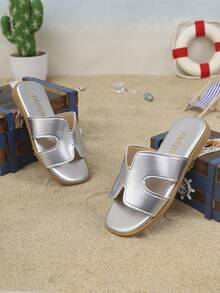 Dép đi trong nhà trẻ em kiểu dáng thường ngày mới năm 2026, thiết kế unisex, tối giản thanh lịch, phù hợp cho mùa hè, đi biển và du lịch. - Bạc - Xem 4