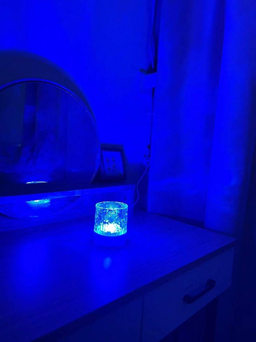 1 قطعة ضوء إسقاط LED بتأثير موجة مائية، بلمس/تحكم عن بعد، يعمل بالطاقة USB، تغيير 16 لون، إضاءة ليلية محمولة، ديكور غرفة النوم وهدية استرخاء، خالق جو سماء النجوم المدمجة، مصباح سرير - متعدد الألوان - مشاهدة 1