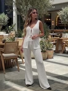 Bộ đồ dệt kim buộc dây màu trắng: Áo khoác không tay + Quần ống rộng. Bộ 2 món này rất lý tưởng cho kỳ nghỉ. - trắng - Xem 2