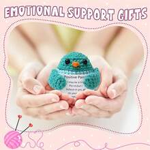 1 件蓝色鹦鹉摆件是节日礼物的首选，例如生日礼物、情人节礼物、母亲节礼物、父亲节礼物、圣诞节礼物、新年礼物，送给朋友、家人和同事。 - 彩色 - 查看 3