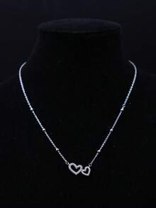 1 chiếc vòng cổ đính đá hình trái tim đôi sang trọng, thiết kế độc đáo dạng vòng cổ nhiều lớp, phù hợp cho phụ nữ đeo hàng ngày. - Bạc - Xem 5