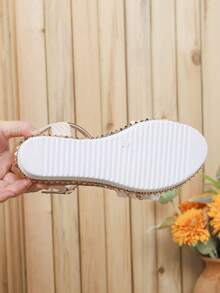 Sandal Wedges Manik-Manik Versi Lebar, Sepatu Pantai Platform Anyaman Nyaman untuk Wanita, Sandal Romawi Retro Ukuran Besar - Putih - View 8