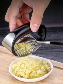 1pc Manual Stainless Steel Garlic Crusher Mincer, Kitchen Garlic Press, Ring Shaped Manual Garlic Press Masher, Multi-Function Squeezer Tool, Easy To Clean Kitchen Tool For Quickly And Effectively Crushing Garlic, Vegetable Mincer, Vegetable Cutter, Kitchen Slicing Tool, Kitchen Tool. - Multicolor - View 4