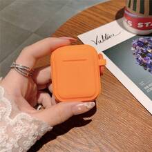 1pc Simple Orange Earphone Case For AirPods4th Generation Protective Case Pro 2nd Generation Apple Bluetooth Earphone Cover AirPodPro Silicone Earphone Box AirPod1/2 Generation Soft Case Personalized 3rd Generation Anti-Fall Protective Cover (Earphones Not Included) - Orange - View 4