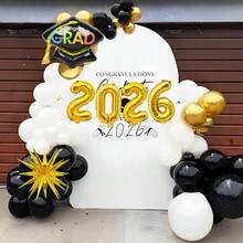 67件套2026毕业拱门套装，包含多种尺寸的黑色、白色、金色乳胶气球、金色星爆气球、毕业帽气球和2026铝箔气球，适用于毕业派对装饰、2026毕业派对、校园毕业主题派对、毕业典礼、校园装饰、黑金主题毕业派对、拍照区等。 - 彩色 - 查看 6