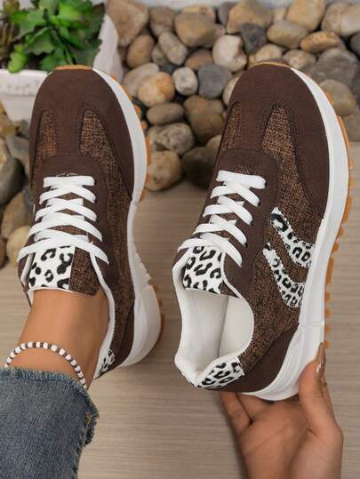 2026 New Women's Flat Casual Lace-Up Shoes, Plus Size, Suitable For All Occasions, Fashionable, Hiking