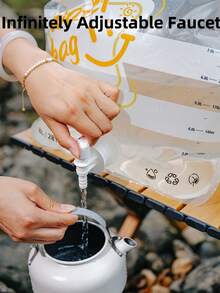 URBANWAVE 1/4 件装可折叠水容器，带水龙头和智能水位指示器 - 2.11 加仑可折叠水壶，带加固手柄，重型便携式水袋，适用于汽车露营、海滩和紧急情况 - 8L/2.11加侖/281oz - 查看 7