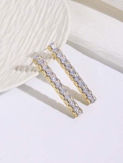 1对16k镀金方形立方氧化锆线性水滴耳环，优雅闪亮水钻长款垂坠耳环，适合女性参加派对和婚礼佩戴