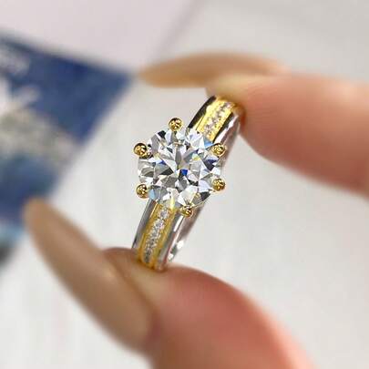 1 chiếc nhẫn kim cương Moissanite sáu chấu tối giản 2.0 carat, chất liệu bạc sterling 925, sang trọng, thích hợp làm quà đính hôn, cưới, quà tặng bạn bè, sinh nhật, kỷ niệm, trang sức cưới.