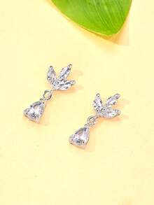 1 Đôi bông tai hình hoa đính đá và zirconia tinh tế, sang trọng, món quà trang sức thời trang dành cho bạn bè. - Bông tai hình hoa - Xem 8