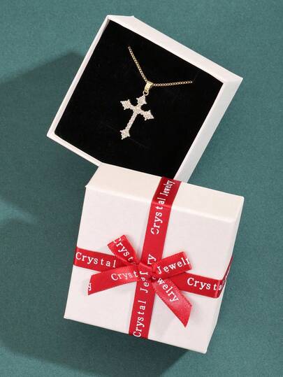 1件简约女士项链，不锈钢链搭配镀铜人造锆石十字架吊坠（礼盒装），优雅珠宝礼品，适合送给信徒，适合生日、周年纪念日及其他节日。