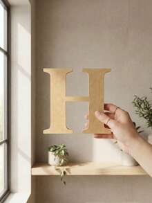 Corte preciso, bordes definidos, superficie lisa, grosor uniforme. Esta figura es ideal para decoraciones en fiestas, señalizaciones, presentaciones escolares, proyectos creativos, escaparates o personalización de espacios interiores. - H - Ver 2