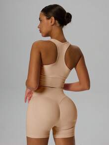 Màu be