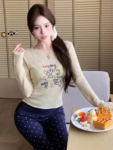 Áo khoác dệt kim ngắn gợi cảm dành cho nữ, thiết kế khoét hình trái tim, tay dài, mỏng nhẹ. - Màu be - Xem 5